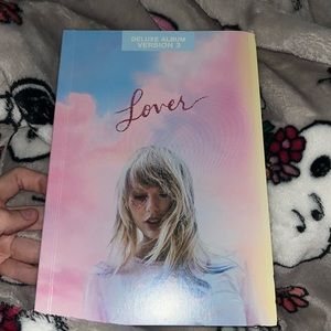 Lover Deluxe